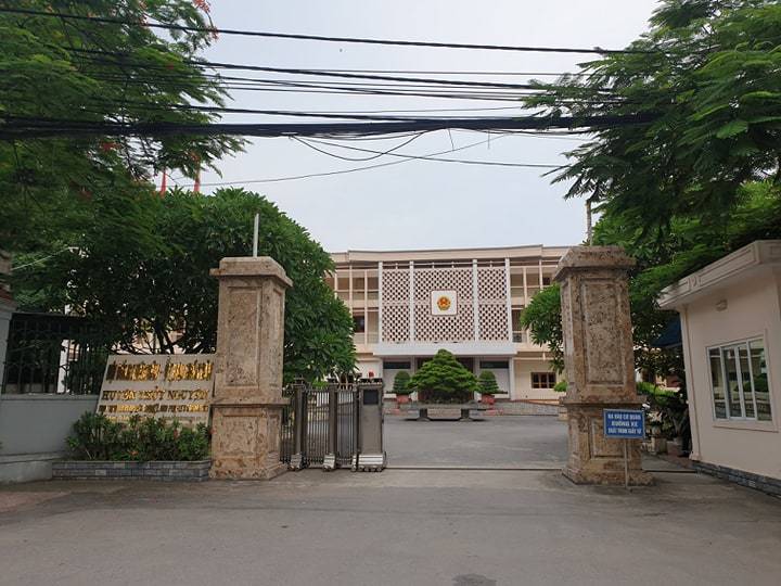 Lỗi[-]đánh[-]máy[-]vống[-]gần[-]300[-]tỷ,[-]cán[-]bộ[-]Phòng[-]TN&MT[-]ở[-]Hải[-]Phòng[-]bị[-]chuyển[-]việc